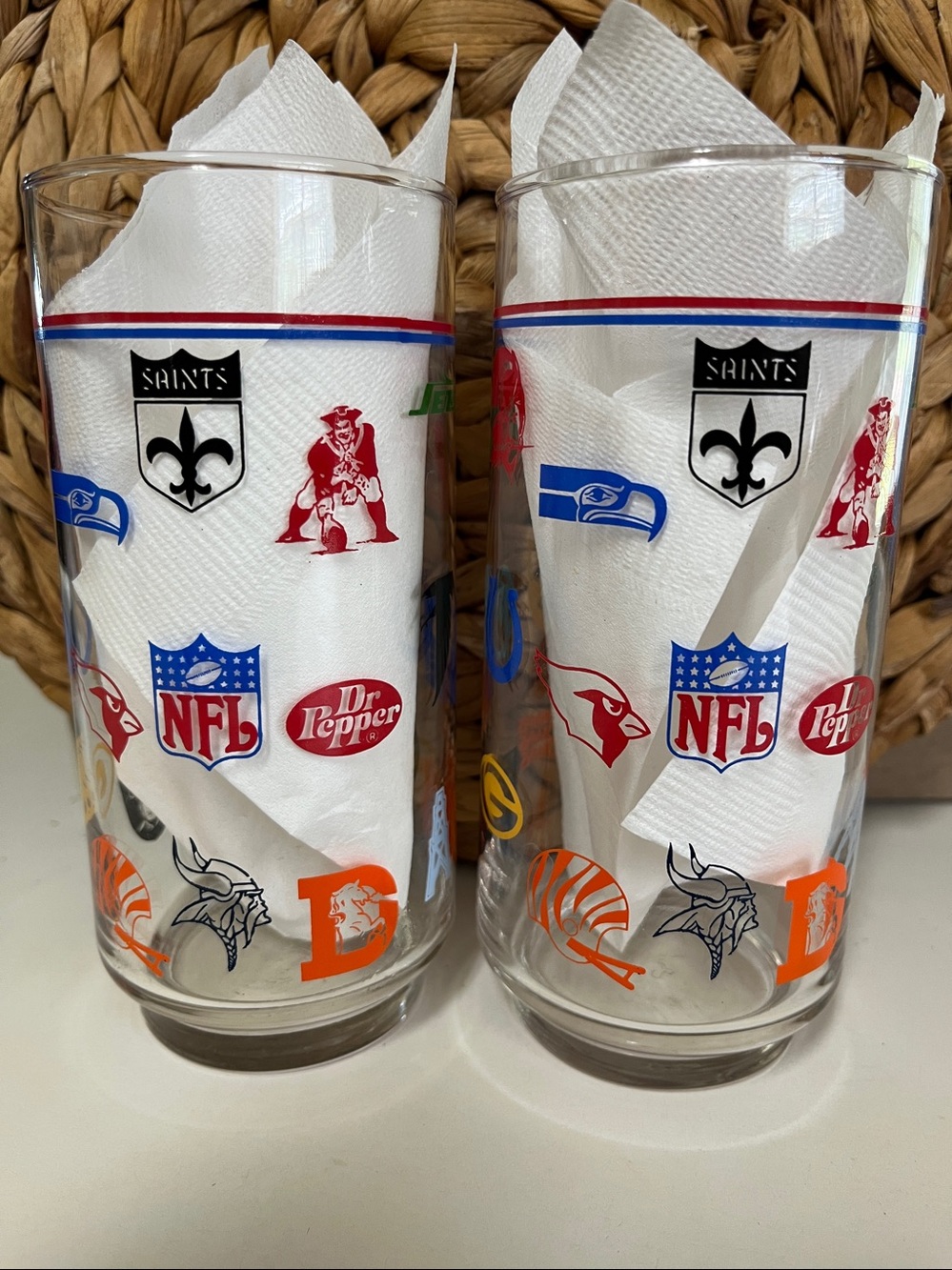 NFL Vintage set of 2 glasses.